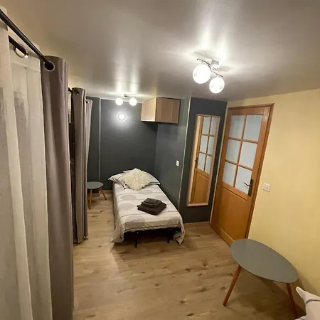 Chatihotes Apartman *